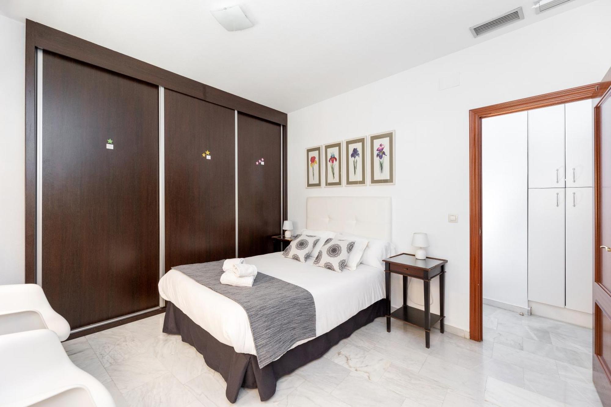 Apartamento Adultos Centro Nueva De La Virgen 2 Free Parking กรานาดา ภายนอก รูปภาพ